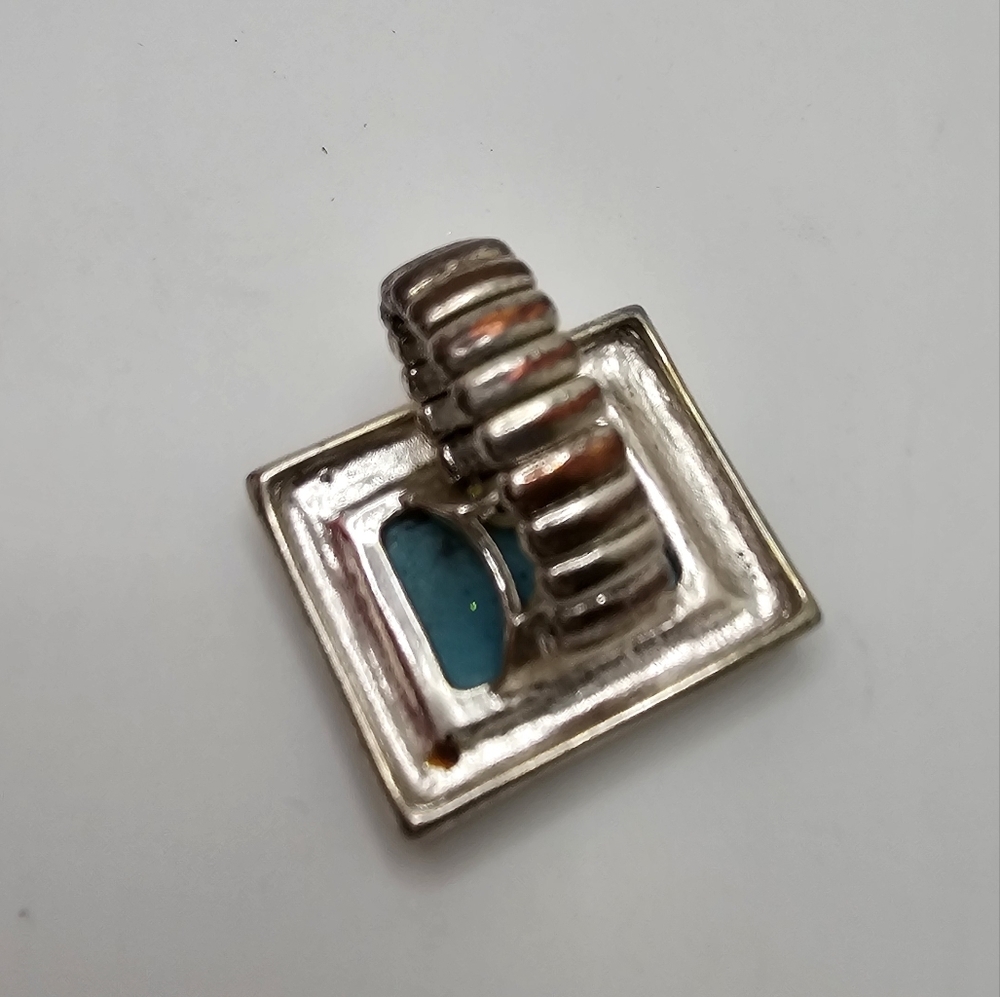Ring - Picture 5 of 5